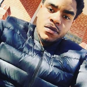 Meet your Posher, Romiee